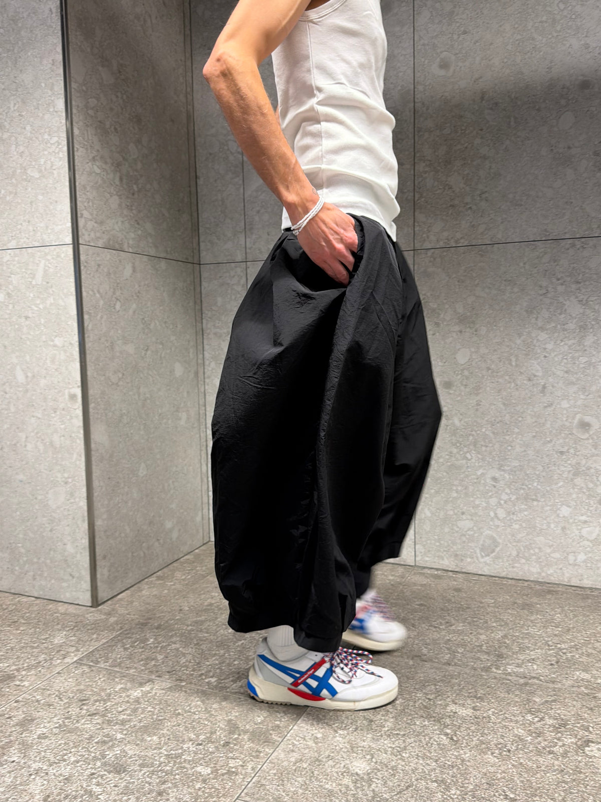 Ultra-Wide Balloon Pleated Pants