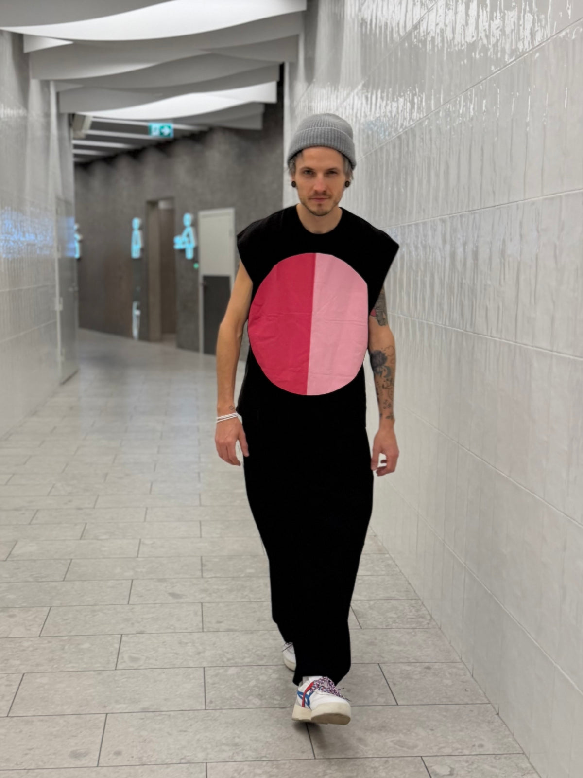 Handmade Split Circle Graphic Sleeveless T-Shirt