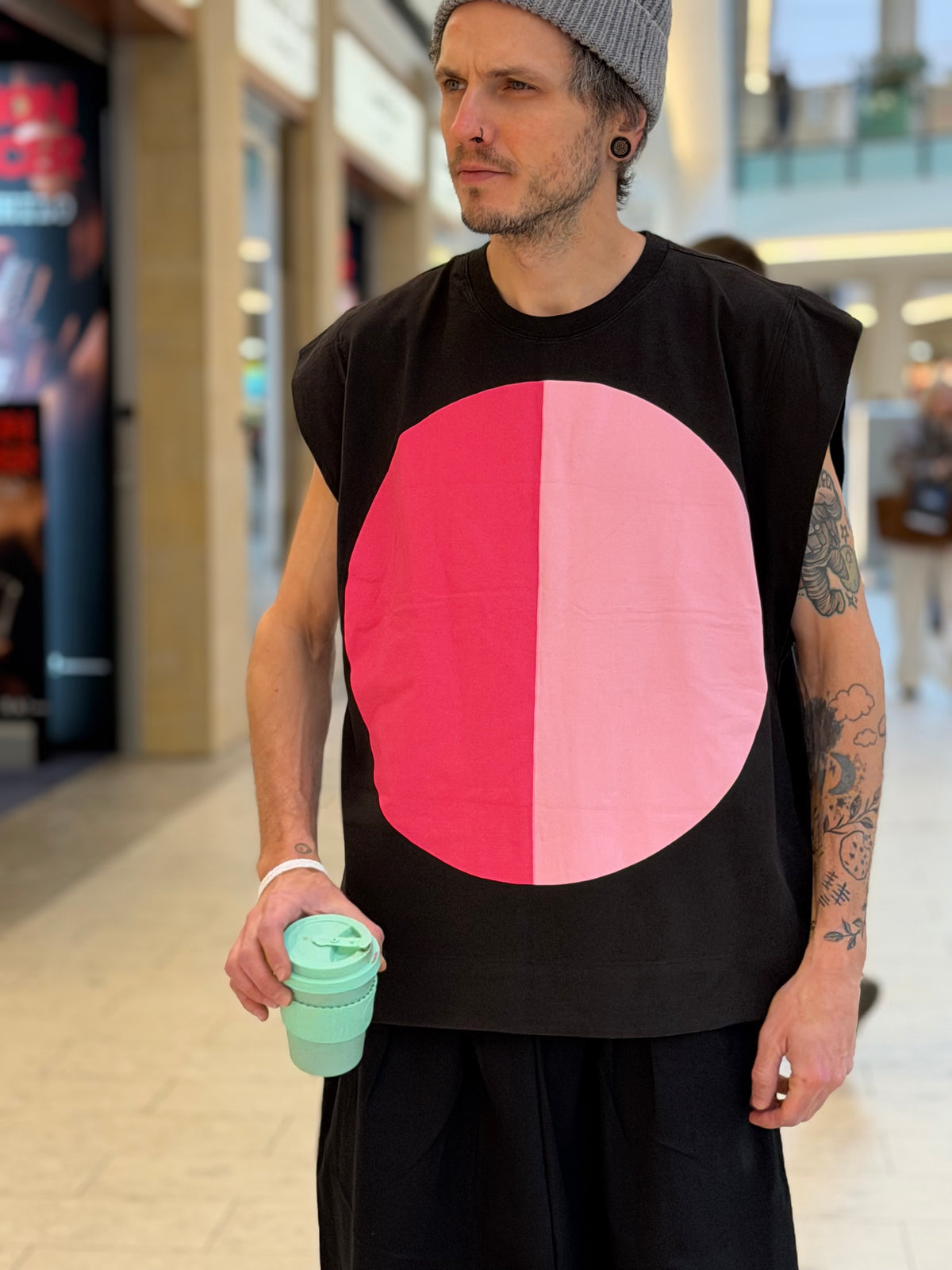 Handmade Split Circle Graphic Sleeveless T-Shirt