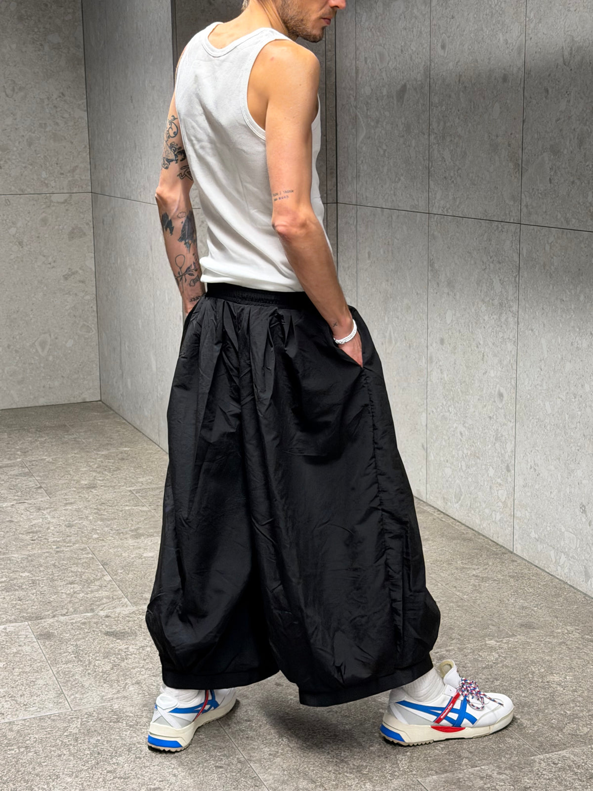 Ultra-Wide Balloon Pleated Pants