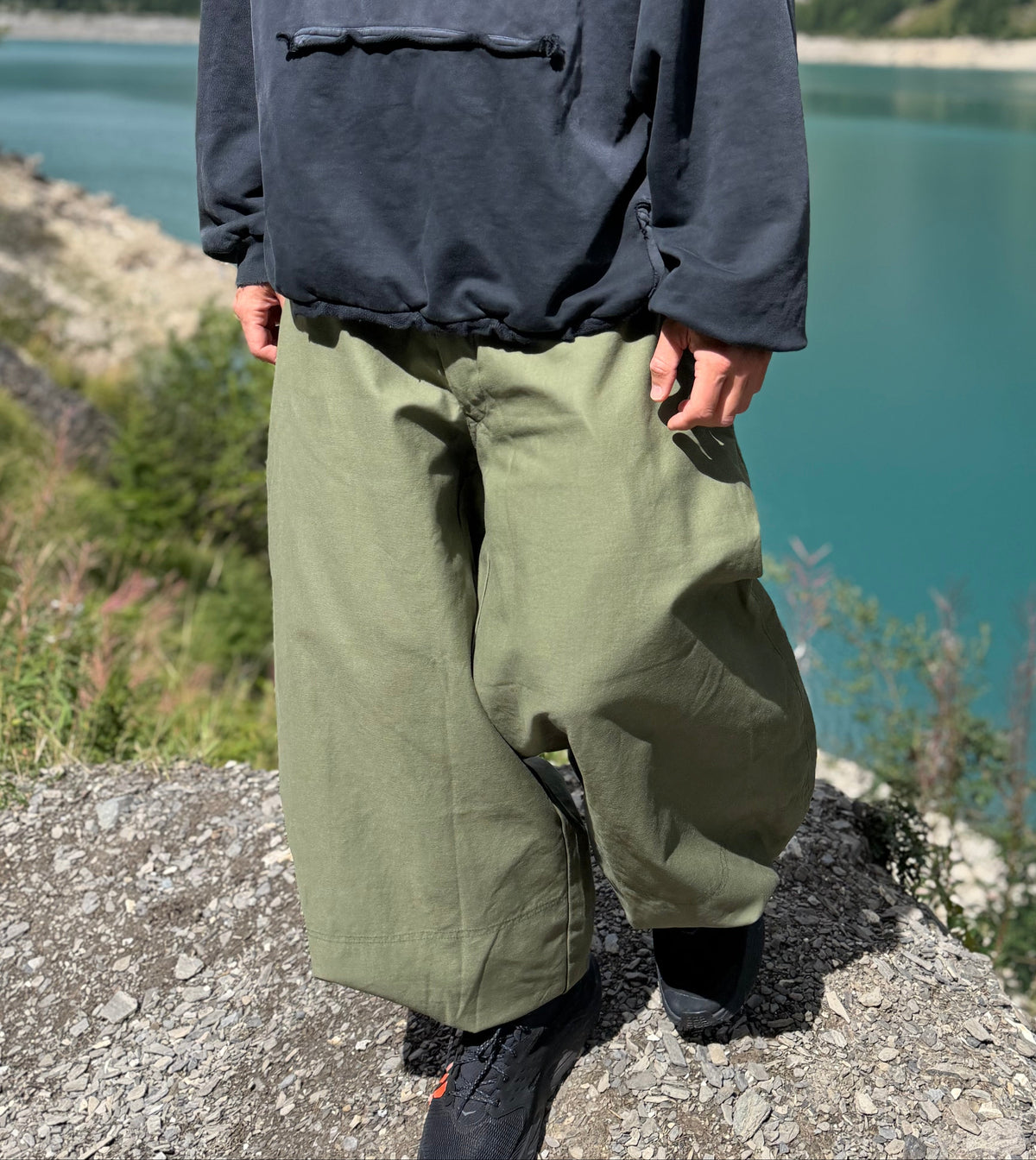 Faded Slate Wide-Leg Cargo Pants