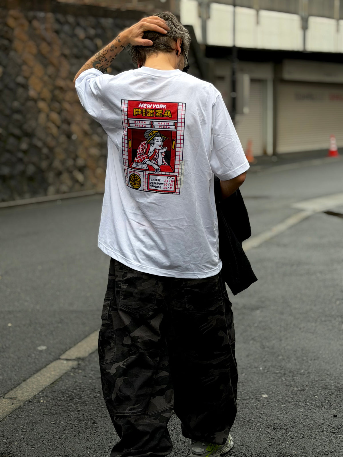 New York Pizza Graphic T-Shirt