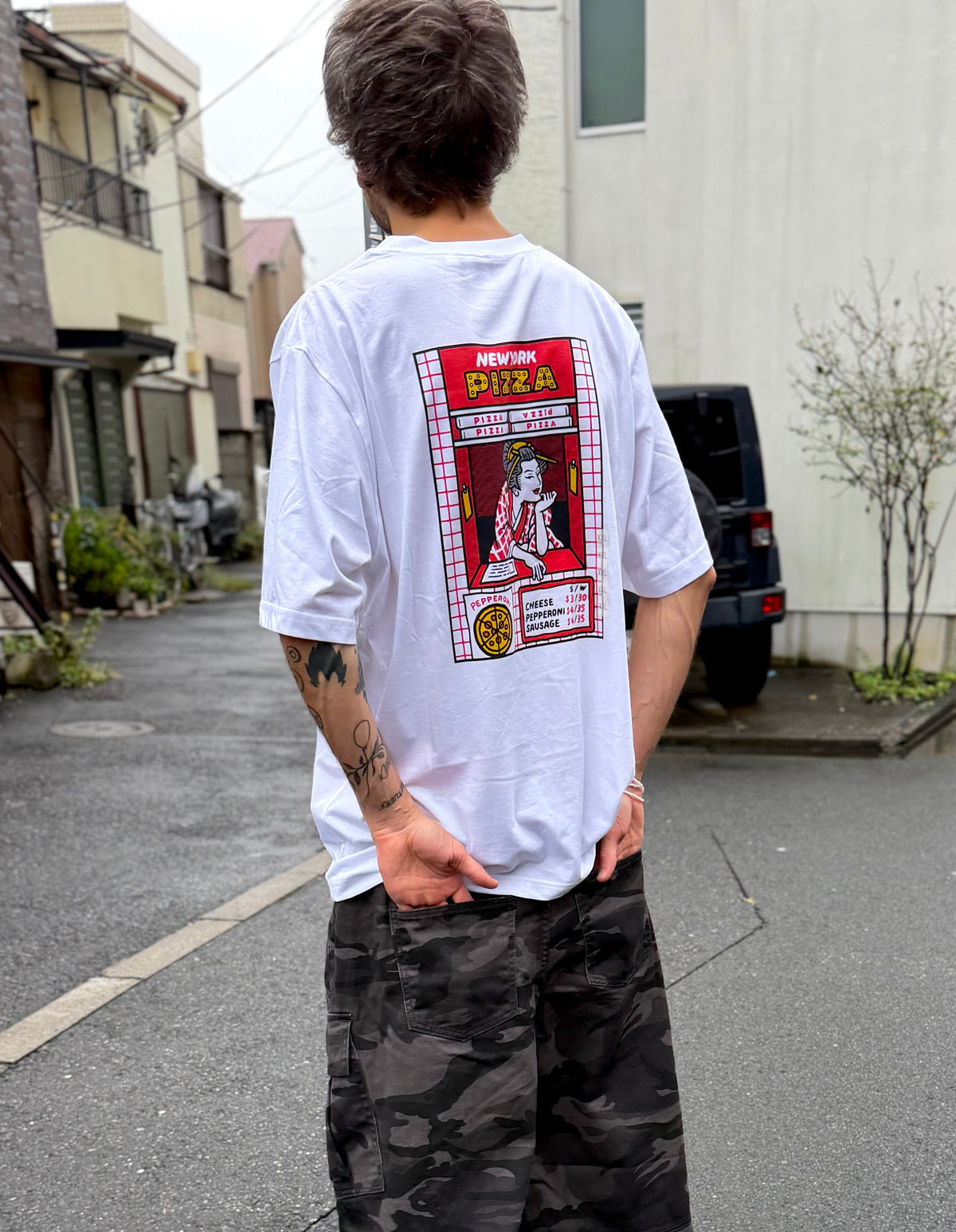 New York Pizza Graphic T-Shirt