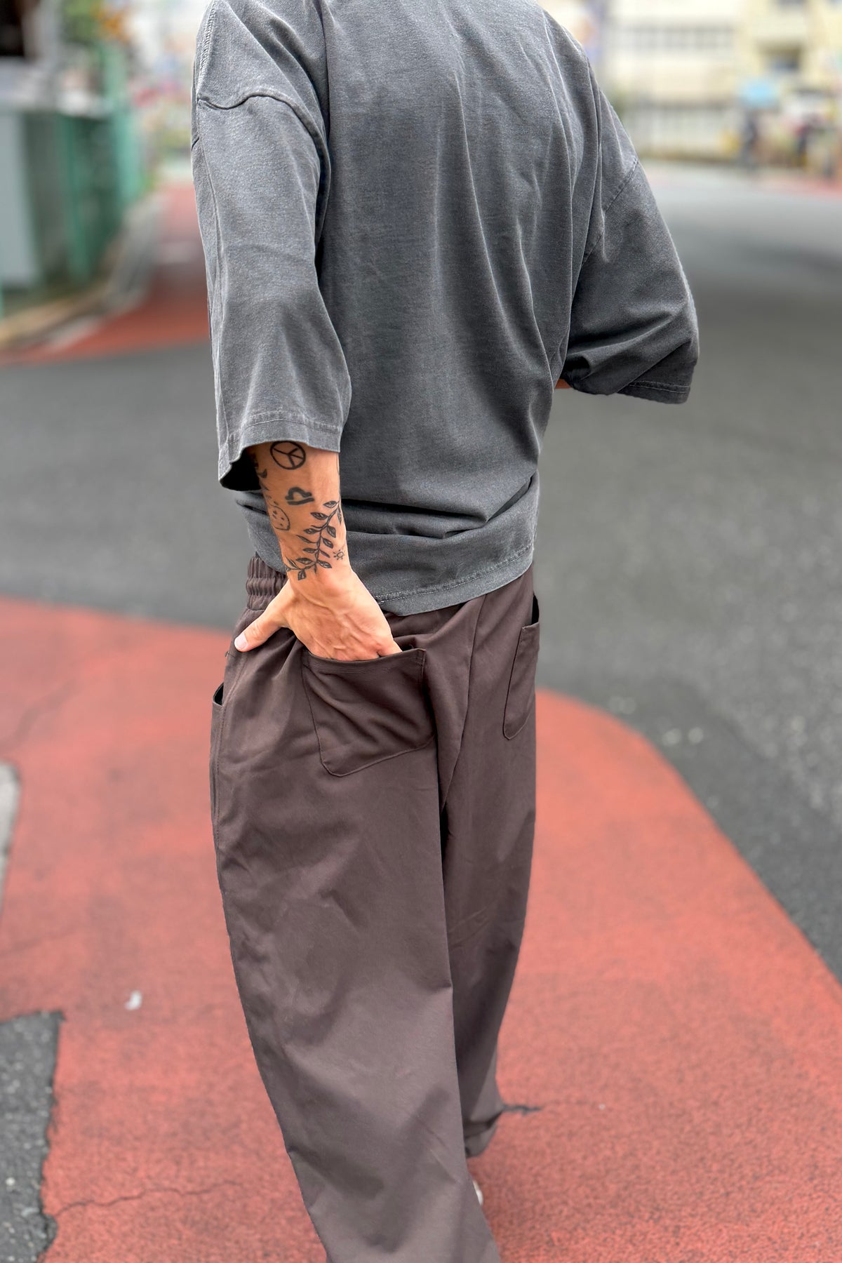 Relaxed Fit Wide-Leg Trousers