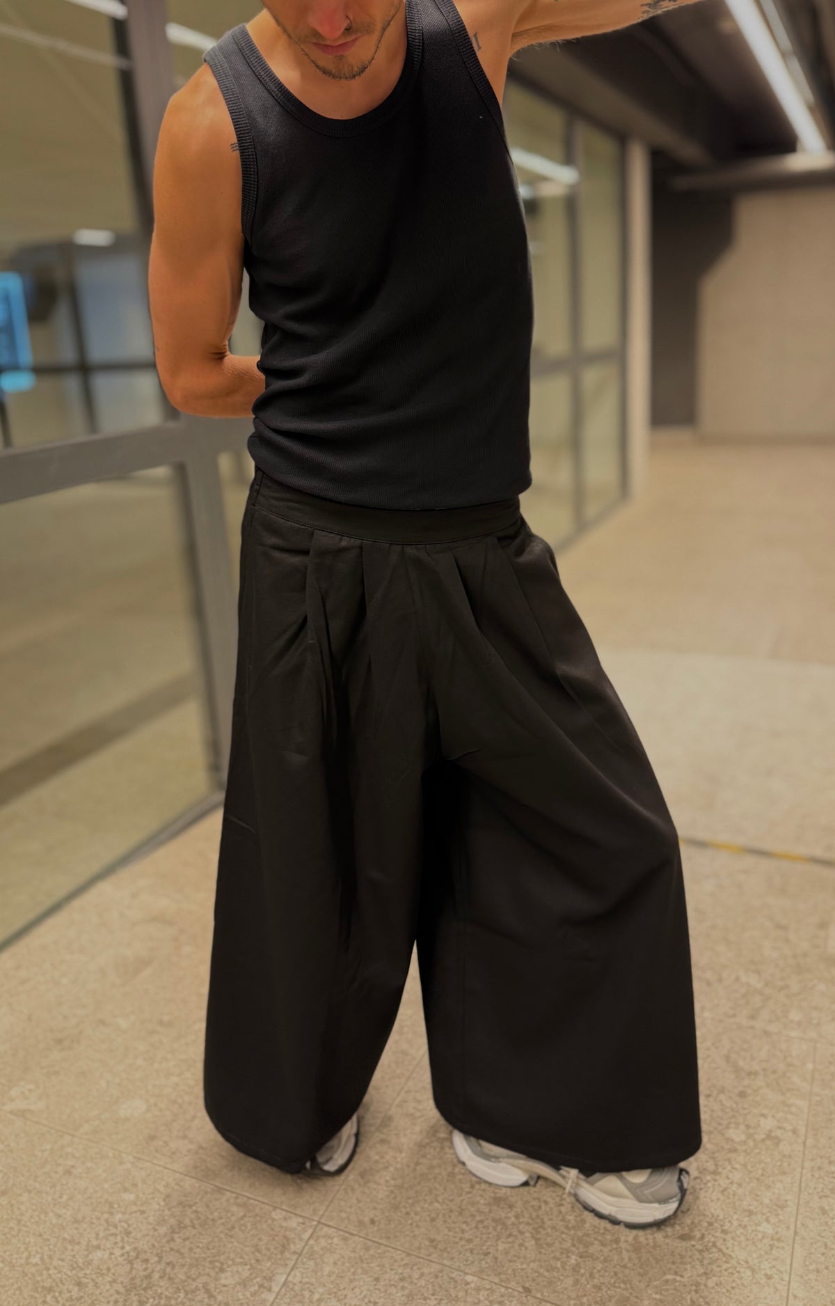 Pleated Wide-Leg Balloon Pants
