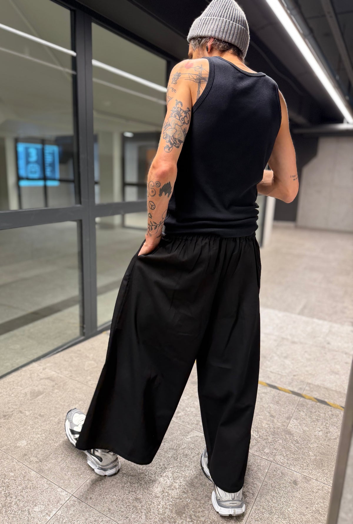Pleated Wide-Leg Balloon Pants