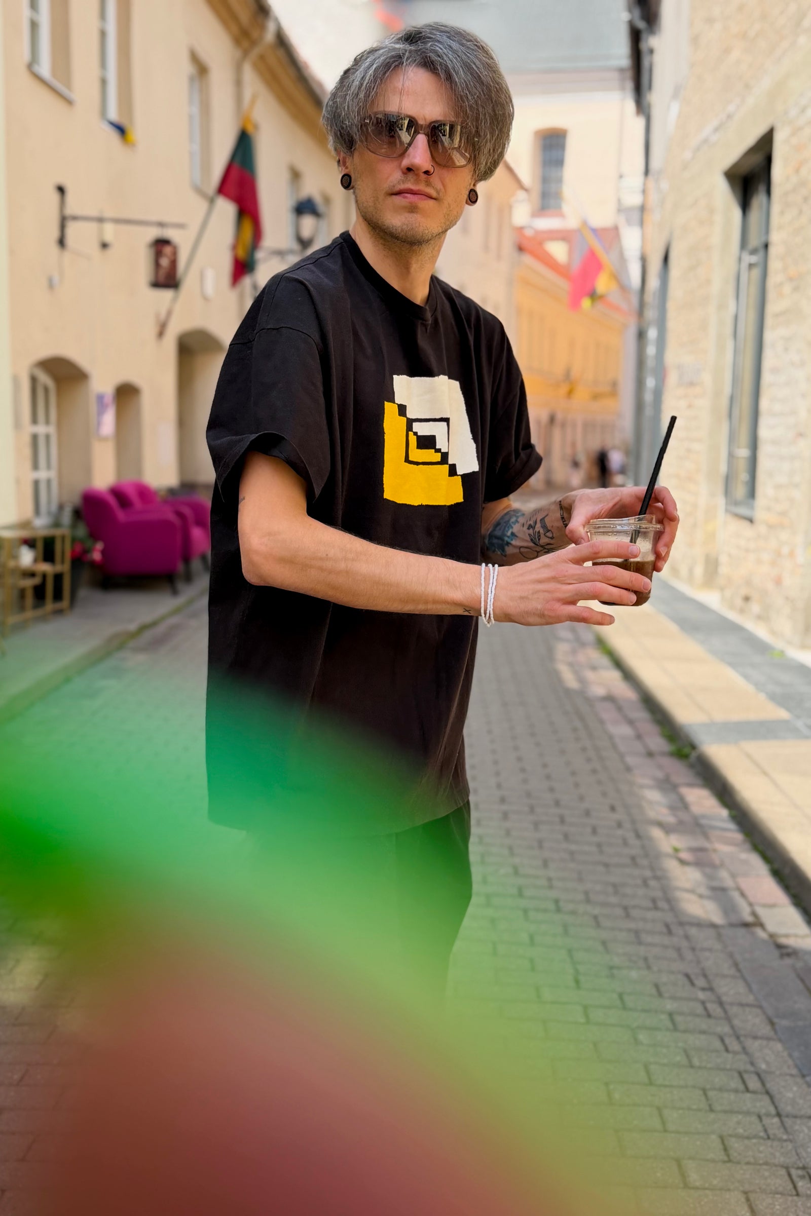 Geometric Pixel Square Graphic T-Shirt